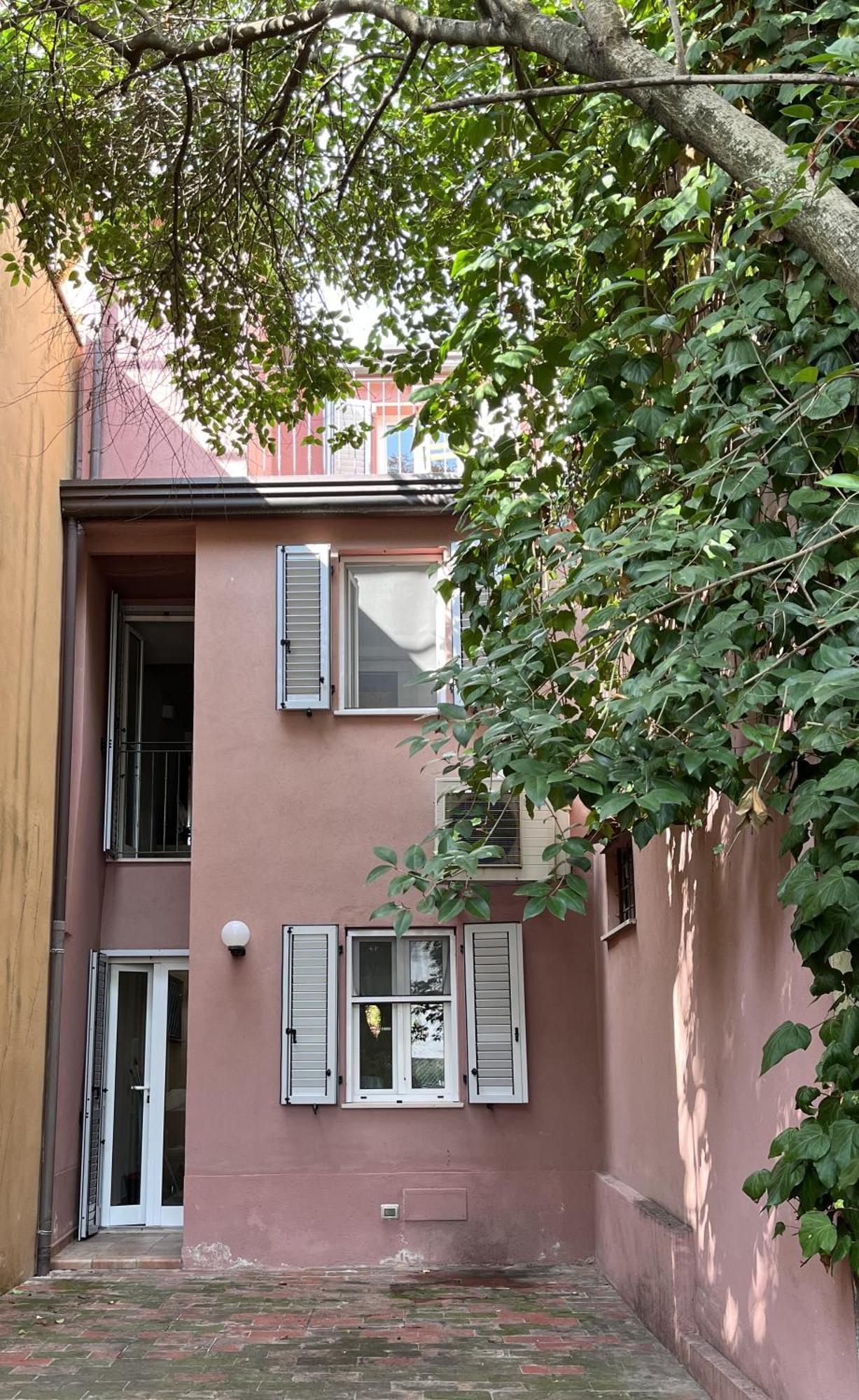 Appartements Dans Agreable Maison De Ville Centre Historique De ريميني المظهر الخارجي الصورة